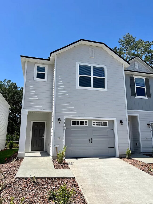 12516 NW 7th Plz Rentals in Newberry, FL