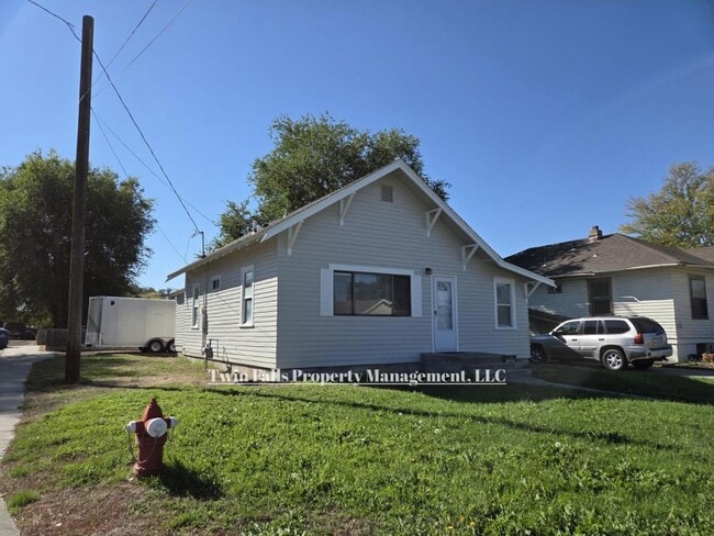 property at 194 Filer Ave