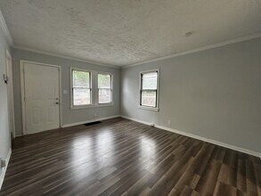 7122 Indiana Ave in Kansas City, MO - Building Photo - Building Photo