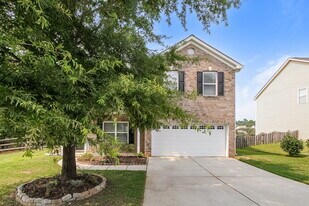 255 Flanders Dr in Mooresville, NC - Building Photo