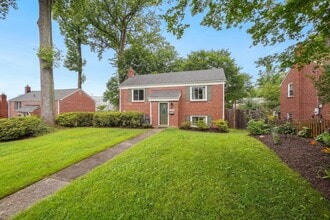 1609 Ballard St in Silver Spring, MD - Building Photo - Building Photo