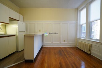 1124 Commonwealth Ave, Unit 2A in Boston, MA - Foto de edificio - Building Photo