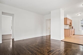 15 W Water St, Unit 2 in Wakefield, MA - Building Photo - Building Photo
