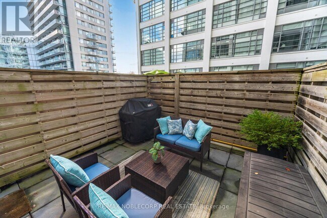 property at 637 Lake Shore Blvd W