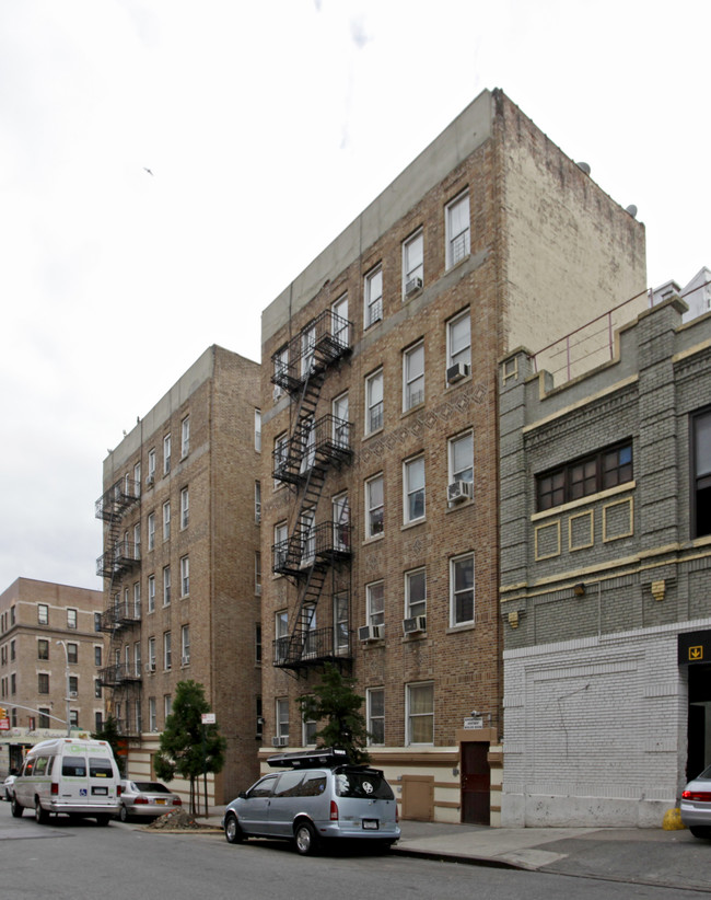 552 W 174th St in New York, NY - Building Photo - Building Photo