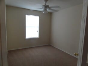 1546 Stone Vlg Dr in Brookshire, TX - Building Photo - Building Photo