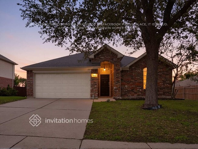 property at 1112 Sweetwater Dr