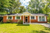 1104 W Cherokee Glen