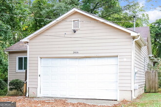 3486 Thompson Dr NW in Atlanta, GA - Building Photo - Building Photo