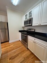 11 Chauncy St, Unit 14 in Cambridge, MA - Foto de edificio - Building Photo