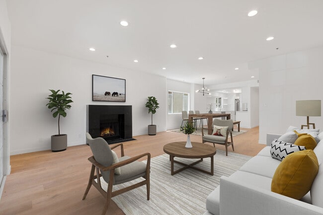 property at 1871 Greenfield Ave