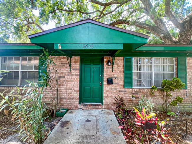 property at 2628 S Palmeden Dr
