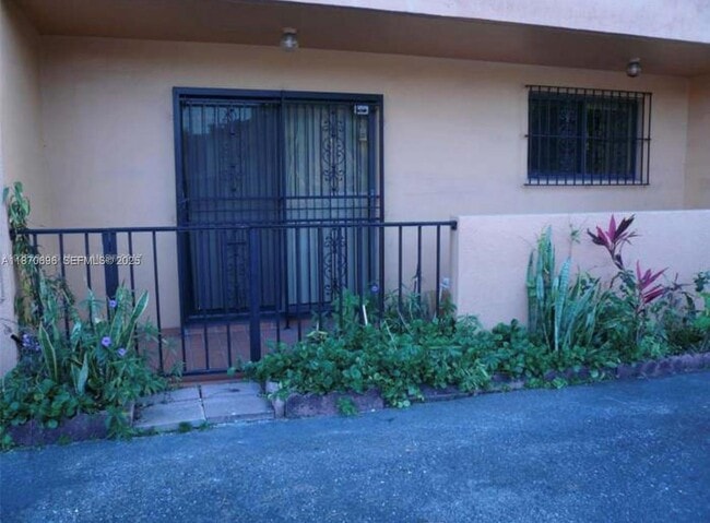 property at 1290 W 41st St