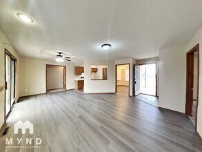 2527 W Buena Vista St in Springfield, MO - Building Photo - Building Photo