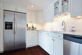 124 Beacon St, Unit PHF in Boston, MA - Building Photo - Building Photo