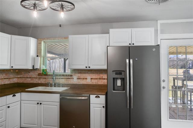 812 Jerry Ln in Bedford, TX - Building Photo - Building Photo