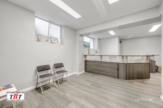 615 Avenue L in Brooklyn, NY - Building Photo - Interior Photo