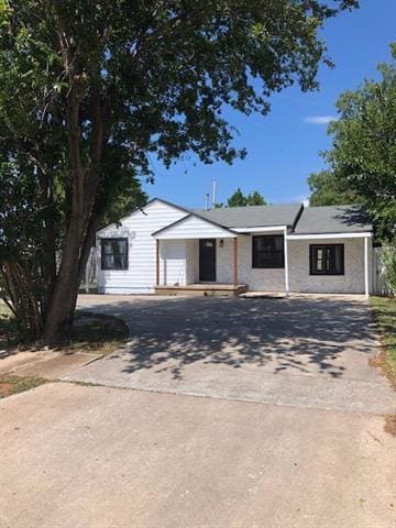 property at 2326 Amarillo St