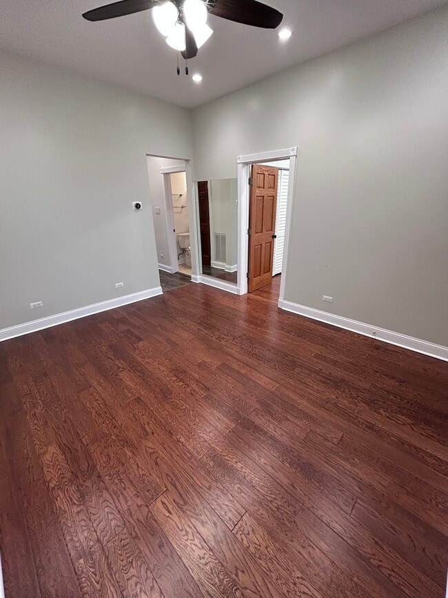 2336 W Thomas St in Chicago, IL - Building Photo - Building Photo