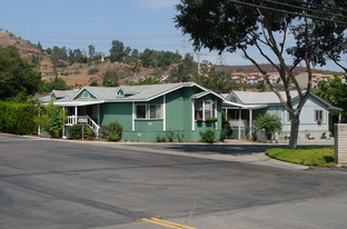 10880 Highway 67 Apartments