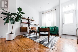 77 Claremont St in Toronto, ON - Building Photo - Building Photo