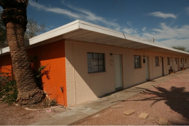 Off Mill Apartments in Tempe, AZ - Building Photo - Building Photo