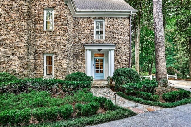 3278 Northside Dr NW in Atlanta, GA - Building Photo - Building Photo