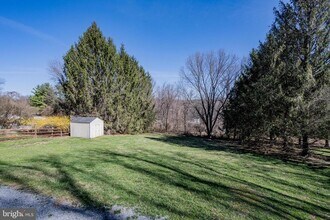 2402 Raintree Ave in Westminster, MD - Building Photo - Building Photo