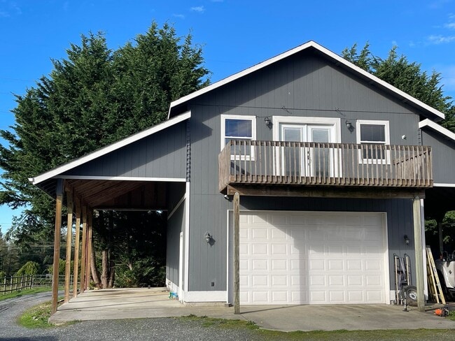 property at 5733 91st Ave NE