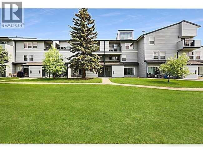 property at 7201 Poplar Dr