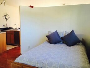 445 Scenic Dr, Unit 445 Scenic Dr in Santa Barbara, CA - Building Photo - Building Photo