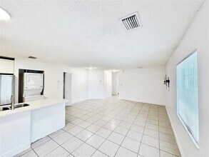 1136 NW 5th Ct in Fort Lauderdale, FL - Building Photo - Building Photo
