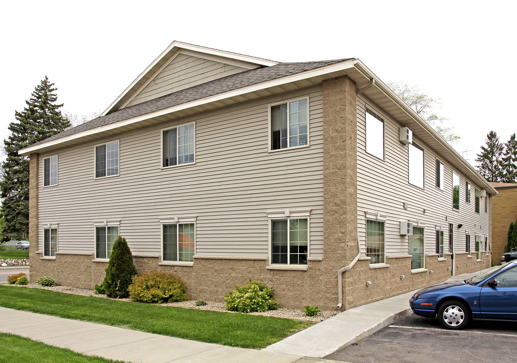 Central Commons in Buffalo, MN - Building Photo