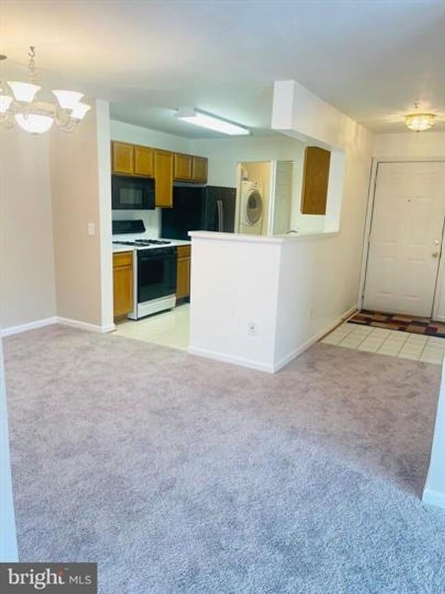 14158 Cuddy Loop in Woodbridge, VA - Building Photo - Building Photo