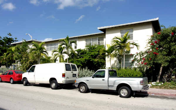 1551 West Ave in Miami Beach, FL - Building Photo - Building Photo