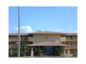 1050 E Sample Rd in Pompano Beach, FL - Building Photo