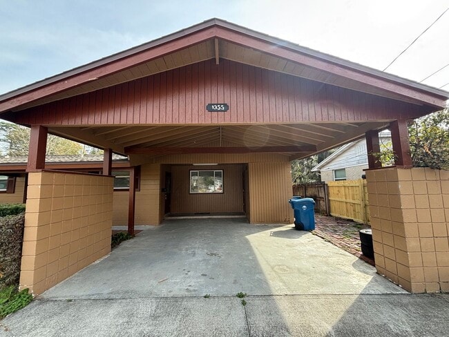 1355 Lamanto Ave E in Jacksonville, FL - Building Photo - Building Photo