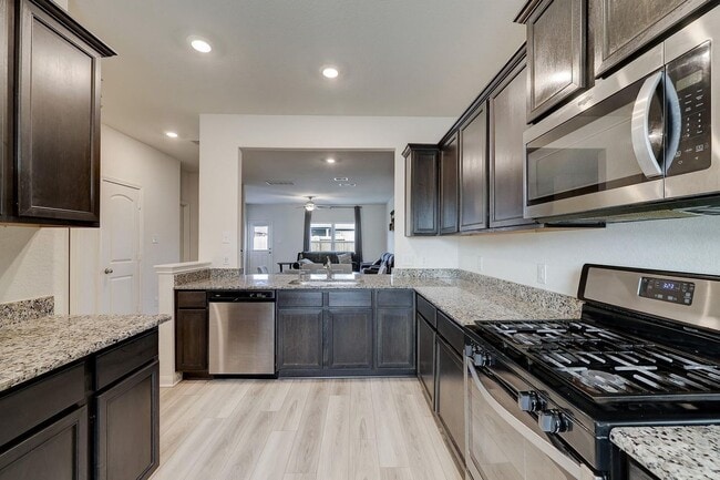 425 Elaine Vly Dr in Katy, TX - Foto de edificio - Building Photo