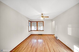 5315 S Hamlin Ave in Chicago, IL - Building Photo - Building Photo