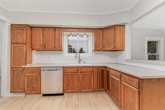 25 Summit St in Fairport, NY - Building Photo - Building Photo