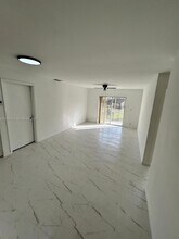 2221 Sherman Cir in Miramar, FL - Building Photo - Building Photo