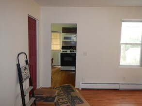89 1st Ave, Unit 2 in Nyack, NY - Building Photo - Building Photo