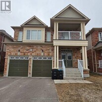 488 Greenwood Dr in Angus, ON - Building Photo