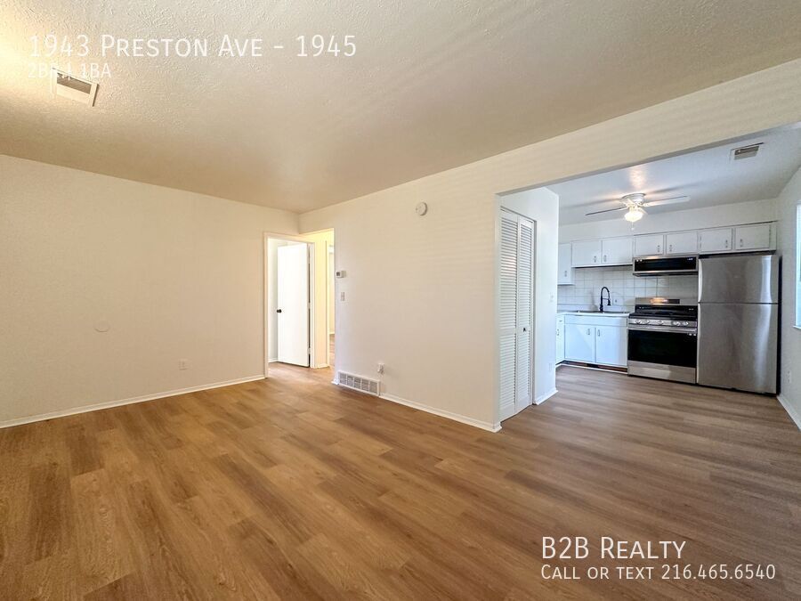 1943 Preston Ave-Unit -1945 in Akron, OH - Building Photo