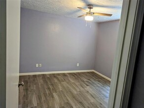 4127 Swinden Dr in Houston, TX - Building Photo - Building Photo