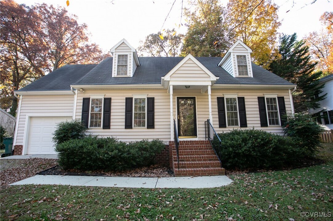 8501 Lansdowne Rd in Richmond, VA - Building Photo