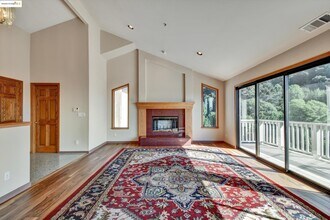 616 Gravatt Dr in Berkeley, CA - Building Photo - Building Photo