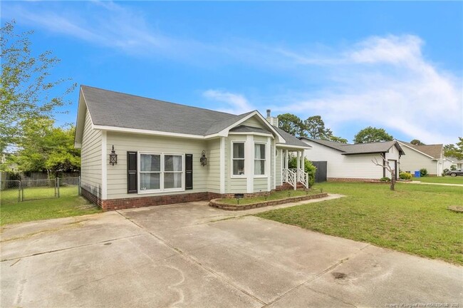 5008 Shimmer Dr in Fayetteville, NC - Building Photo - Building Photo