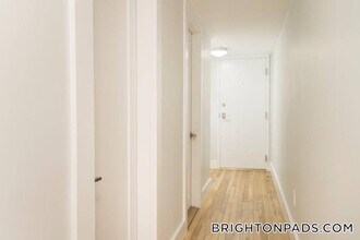 31 South St, Unit B4 in Boston, MA - Building Photo - Building Photo