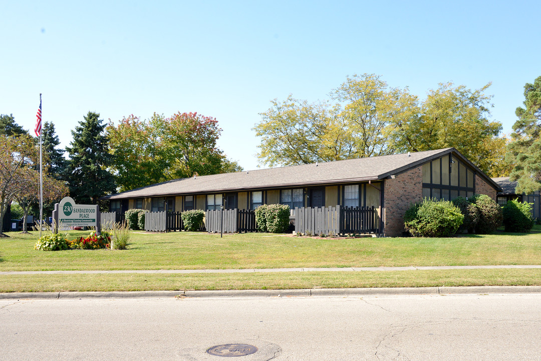 Sandalwood Wood Place in Piqua, OH - Building Photo